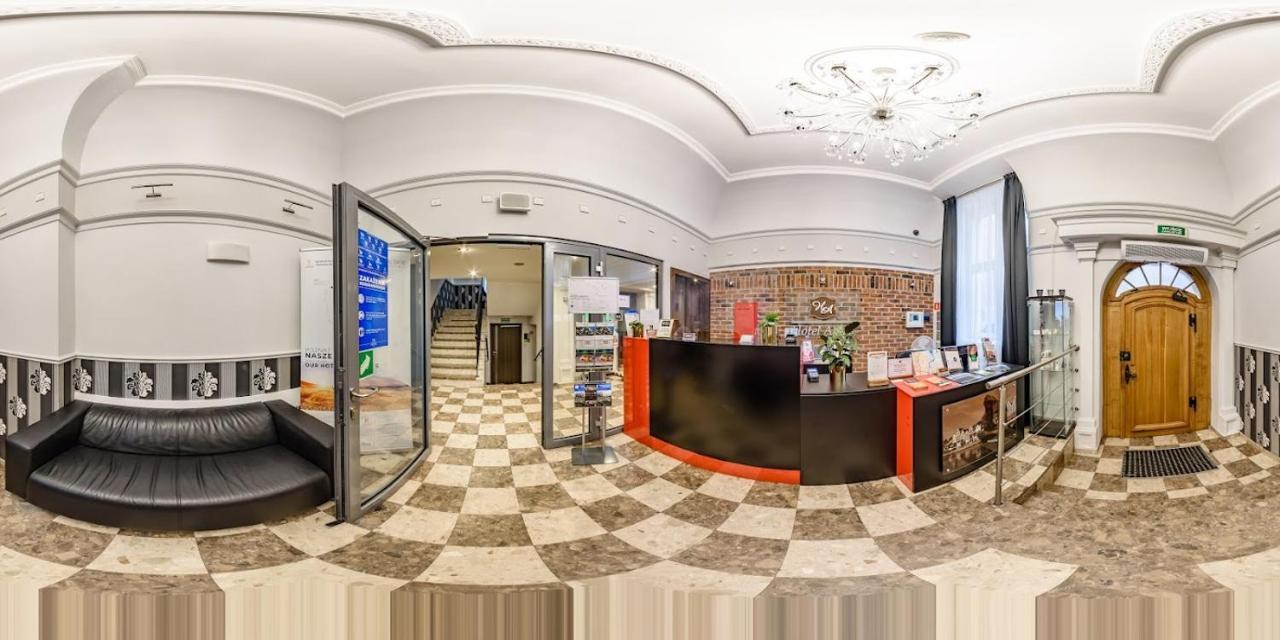 Hotel Artus - Old Town Гданск Екстериор снимка