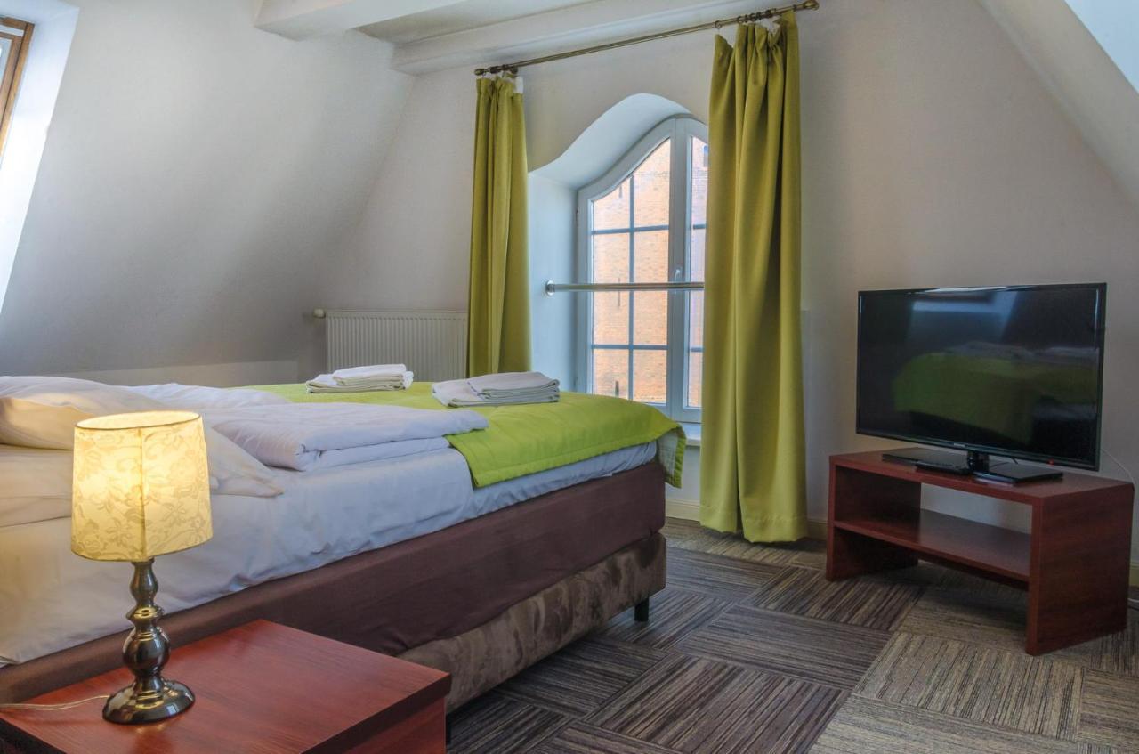 Hotel Artus - Old Town Гданск Екстериор снимка