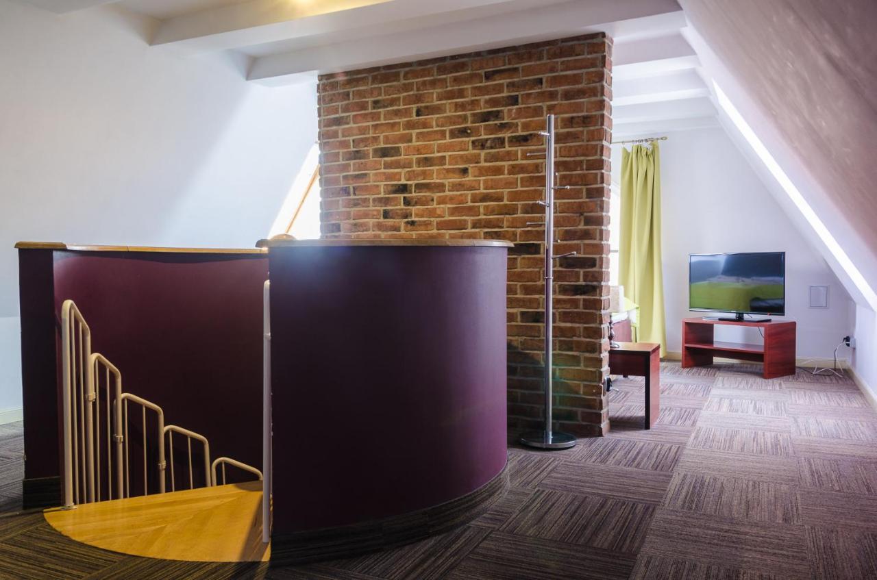 Hotel Artus - Old Town Гданск Екстериор снимка