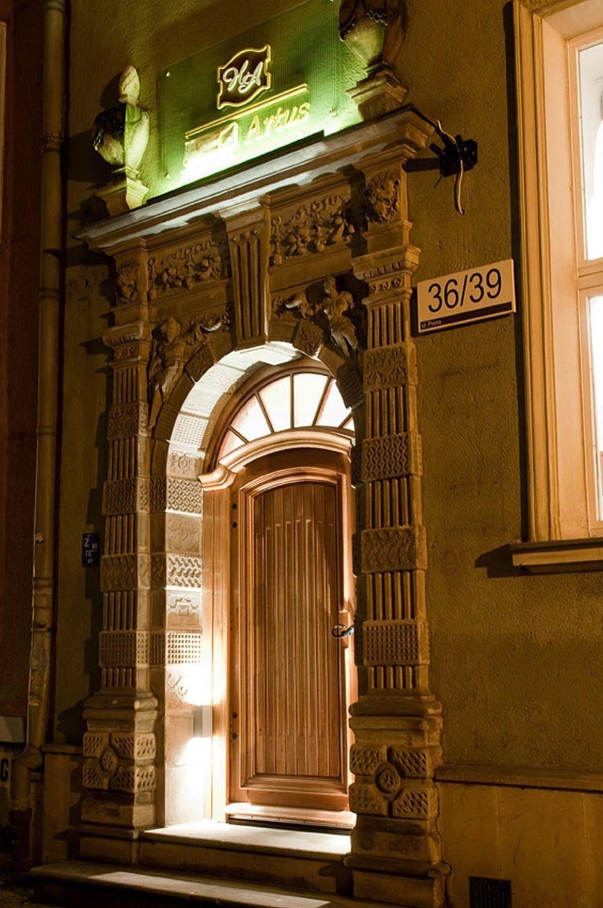 Hotel Artus - Old Town Гданск Екстериор снимка